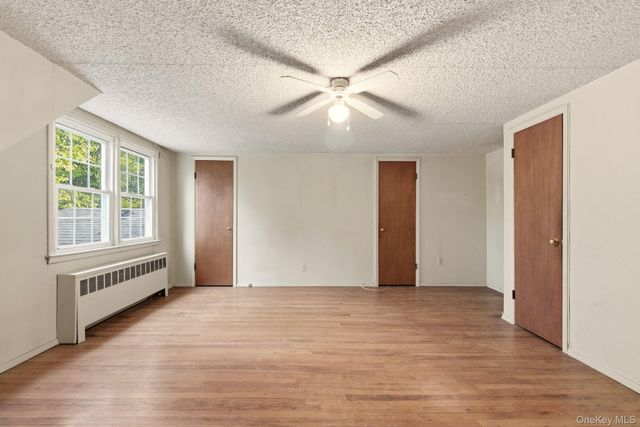 208 Weyford Terrace, Garden City, NY 11530