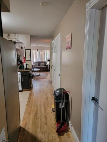 124 Amherst St 124A, East Orange City, NJ 07018