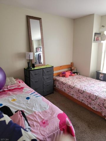 124 Amherst St 124A, East Orange City, NJ 07018