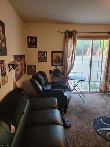 124 Amherst St 124A, East Orange City, NJ 07018
