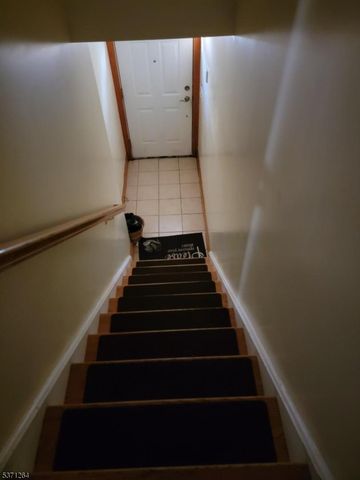 124 Amherst St 124A, East Orange City, NJ 07018