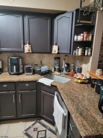 124 Amherst St 124A, East Orange City, NJ 07018