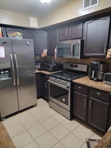 124 Amherst St 124A, East Orange City, NJ 07018