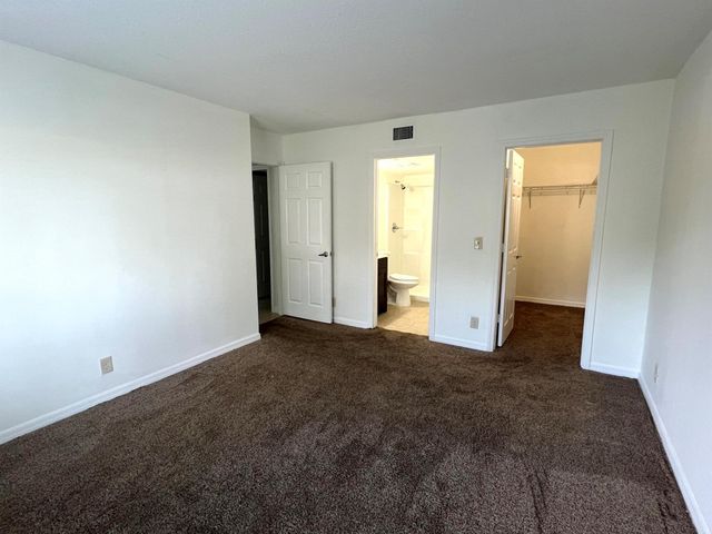 1115 Green Pine Boulevard D1, West Palm Beach, FL 33409