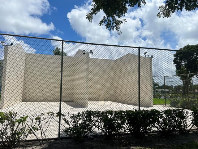 1115 Green Pine Boulevard D1, West Palm Beach, FL 33409