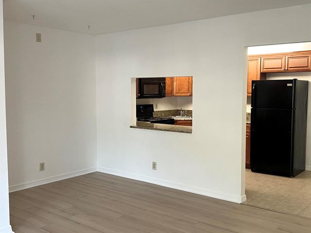 1115 Green Pine Boulevard D1, West Palm Beach, FL 33409