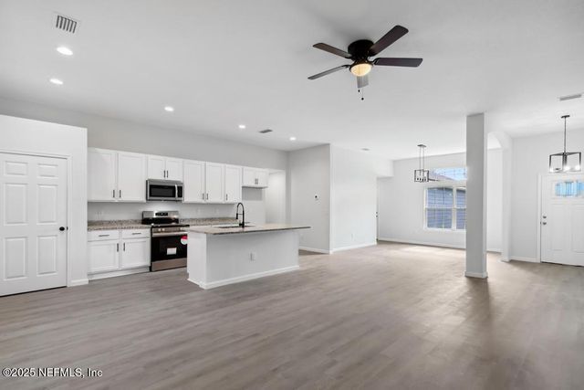 7836 SMART Avenue, Jacksonville, FL 32219