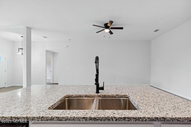 7836 SMART Avenue, Jacksonville, FL 32219