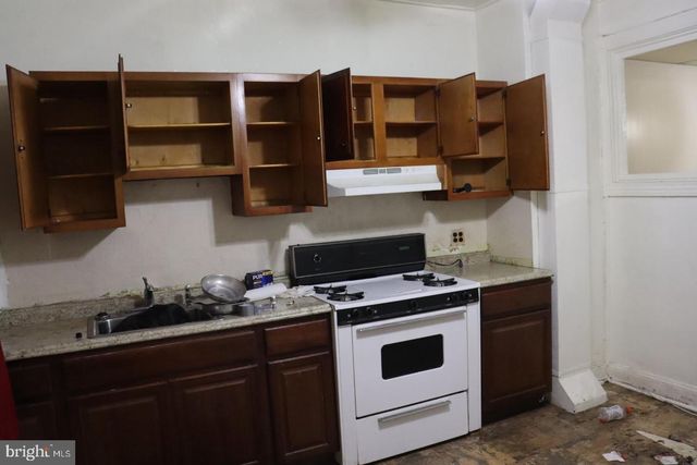 1709 BRADDISH AVE, Baltimore, MD 21216