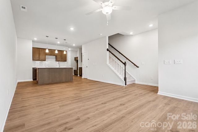 4750 Lakeview Road, Charlotte, NC 28216