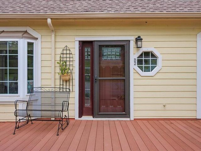 31990 S 624 Place B2, Grove, OK 74344
