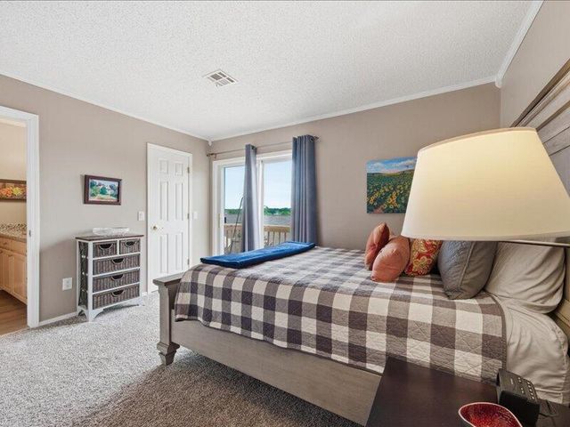31990 S 624 Place B2, Grove, OK 74344