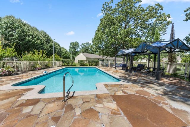 31990 S 624 Place B2, Grove, OK 74344