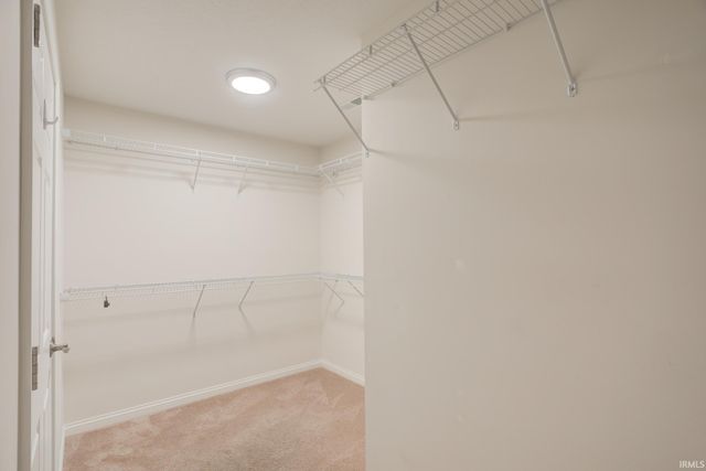 3025 Paradise Circle, Newburgh, IN 47630