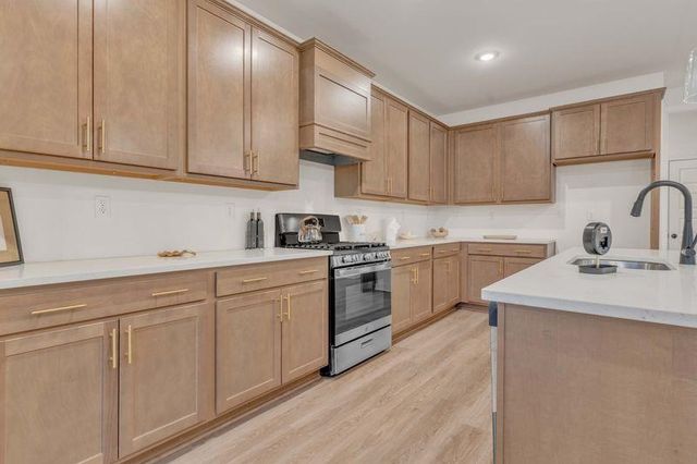 2007 COLLEGE RD, Southaven, MS 38672