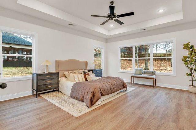 2007 COLLEGE RD, Southaven, MS 38672