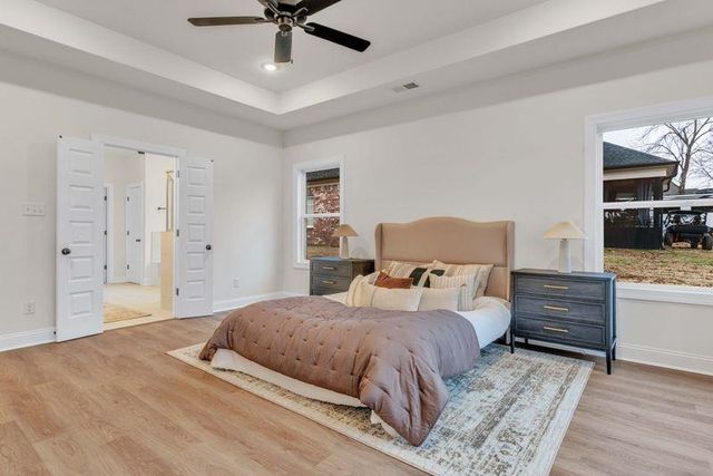 2007 COLLEGE RD, Southaven, MS 38672