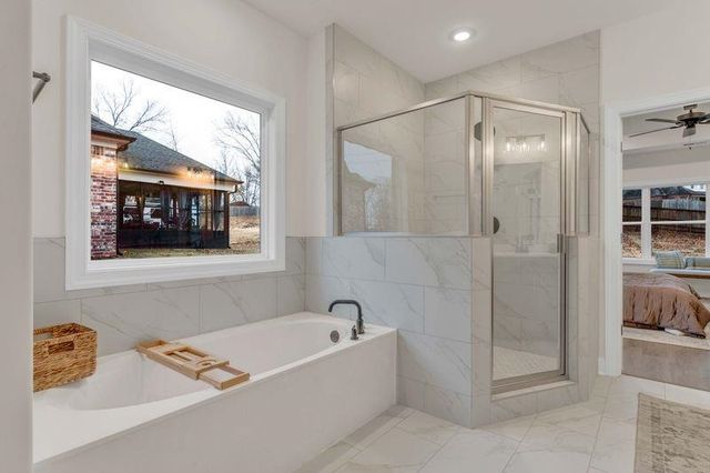 2007 COLLEGE RD, Southaven, MS 38672