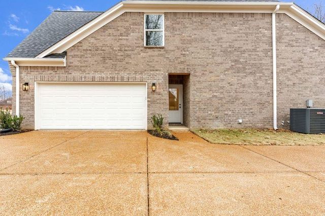 2007 COLLEGE RD, Southaven, MS 38672