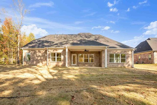 2007 COLLEGE RD, Southaven, MS 38672