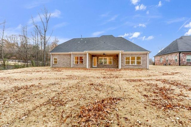 2007 COLLEGE RD, Southaven, MS 38672
