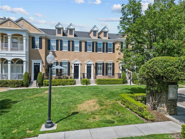 24012 Brideport Lane 12, Valencia, CA 91355