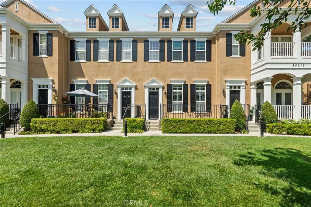 24012 Brideport Lane 12, Valencia, CA 91355