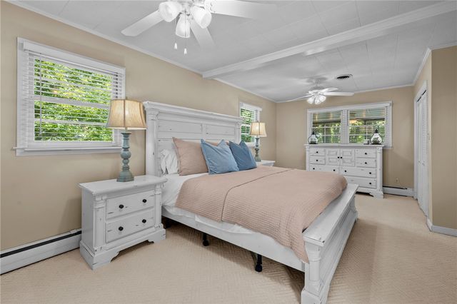 1609 S Arlington Drive, Seneca, SC 29672