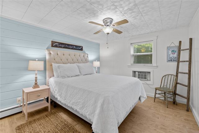 1609 S Arlington Drive, Seneca, SC 29672