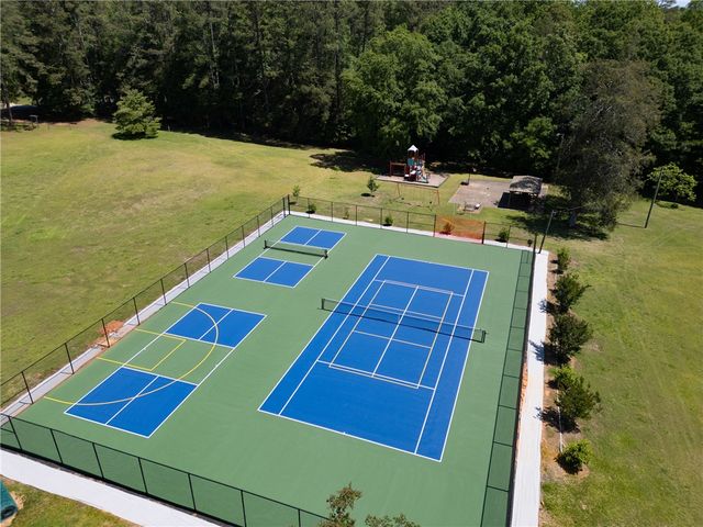 1609 S Arlington Drive, Seneca, SC 29672