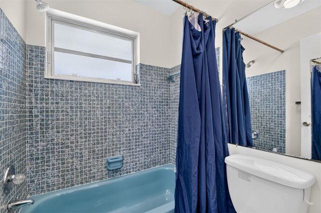 3241 Ridge Hill Road, Boynton Beach, FL 33435
