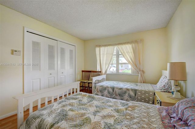 3241 Ridge Hill Road, Boynton Beach, FL 33435
