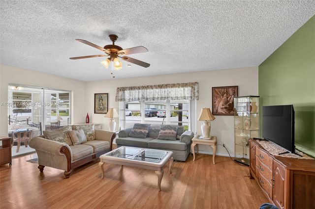 3241 Ridge Hill Road, Boynton Beach, FL 33435