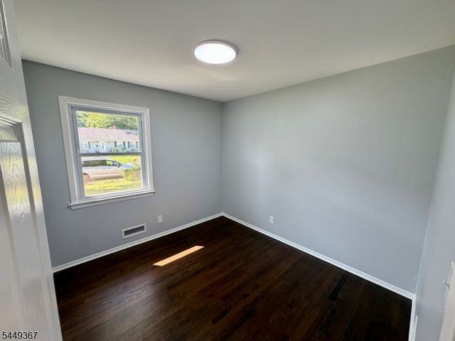 48 Valley View Rd, Hillside Twp., NJ 07205