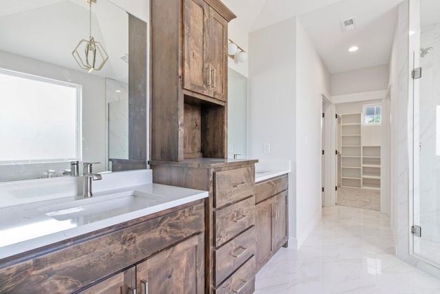 1309 Larkspur Place, Raymore, MO 64083