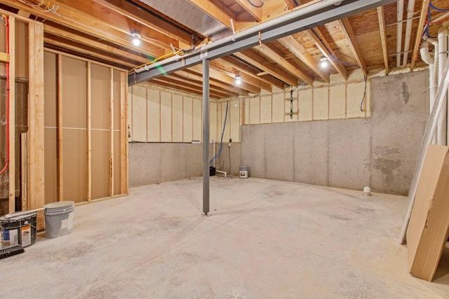 1309 Larkspur Place, Raymore, MO 64083