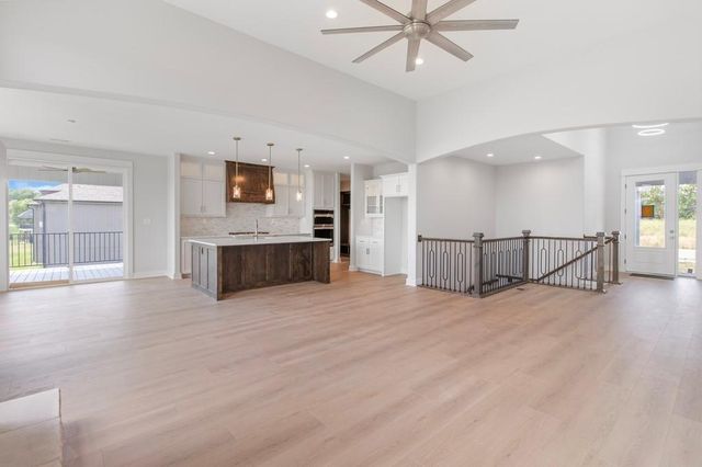 1309 Larkspur Place, Raymore, MO 64083