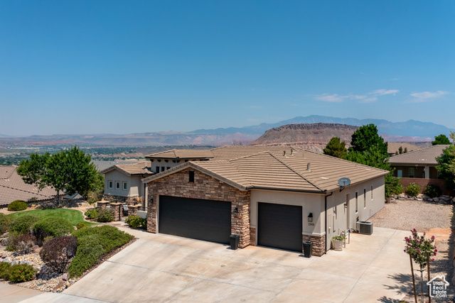 1301 E BLUE SKY DR, Washington, UT 84780