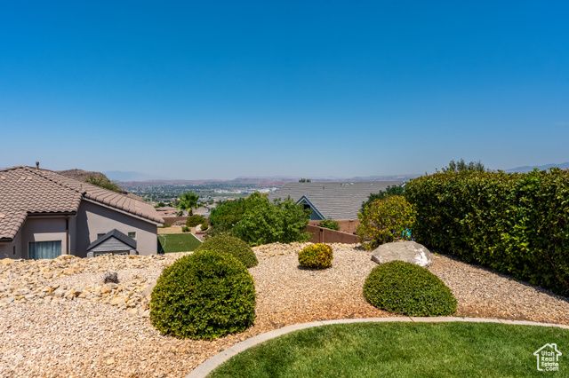 1301 E BLUE SKY DR, Washington, UT 84780