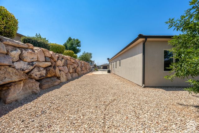 1301 E BLUE SKY DR, Washington, UT 84780