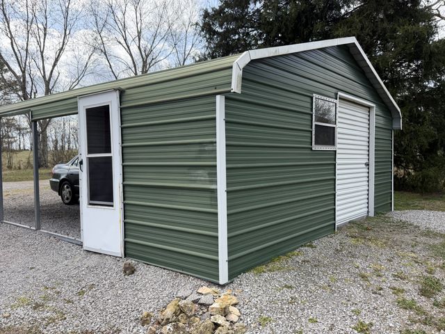 70 Dunn Leoma Rd, Leoma, TN 38468