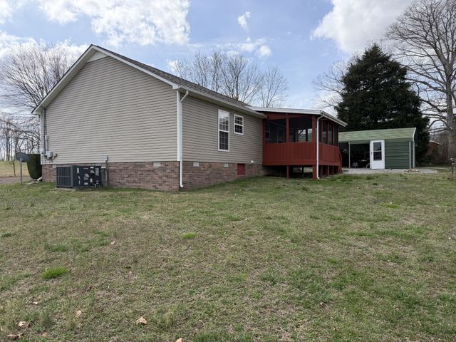 70 Dunn Leoma Rd, Leoma, TN 38468