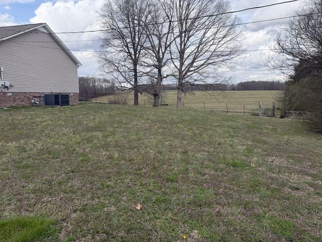 70 Dunn Leoma Rd, Leoma, TN 38468