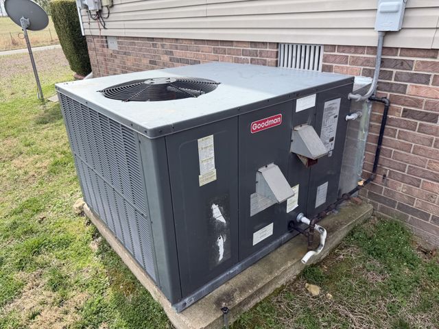 70 Dunn Leoma Rd, Leoma, TN 38468