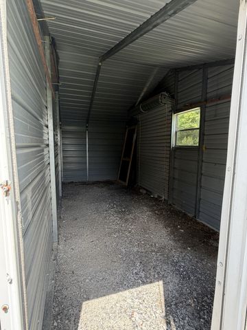 70 Dunn Leoma Rd, Leoma, TN 38468