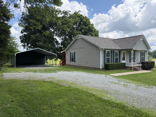70 Dunn Leoma Rd, Leoma, TN 38468