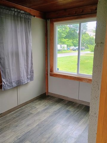 502 E Forest Street, Edmore, MI 48829