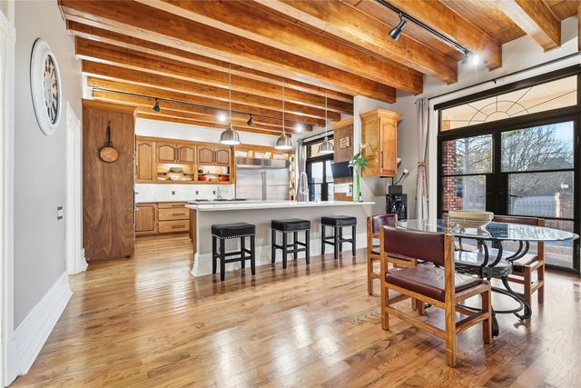 901 Ironwood Drive, Desoto, TX 75115