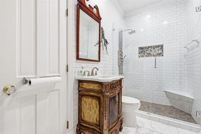 901 Ironwood Drive, Desoto, TX 75115