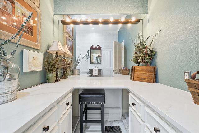 901 Ironwood Drive, Desoto, TX 75115